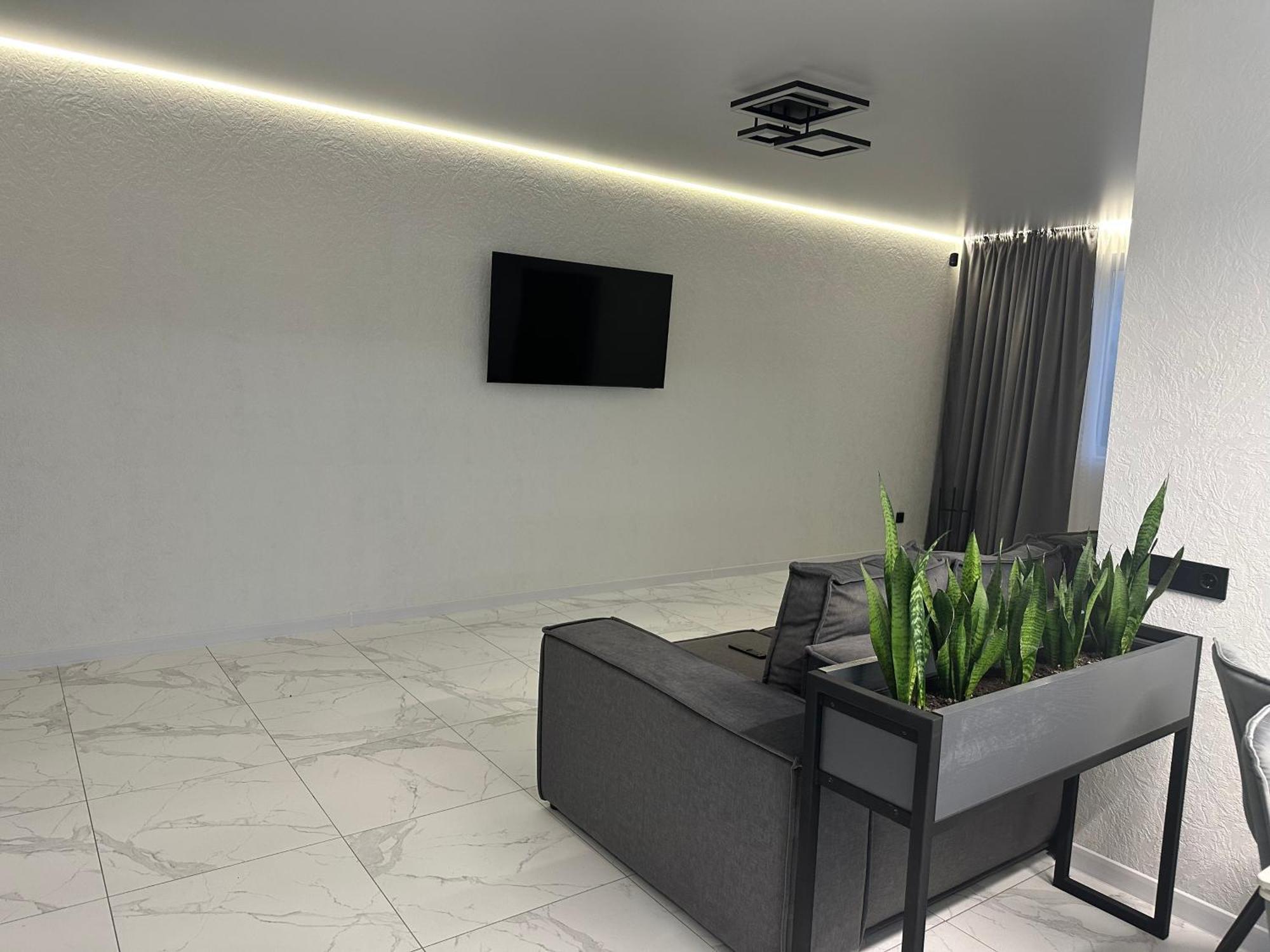 Апартаменти З Власним Двором Rivne Exterior photo
